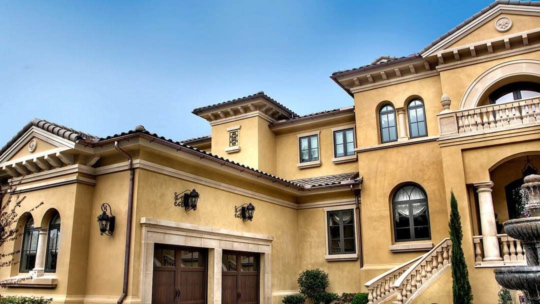 Exterior renovation in Toronto, ON